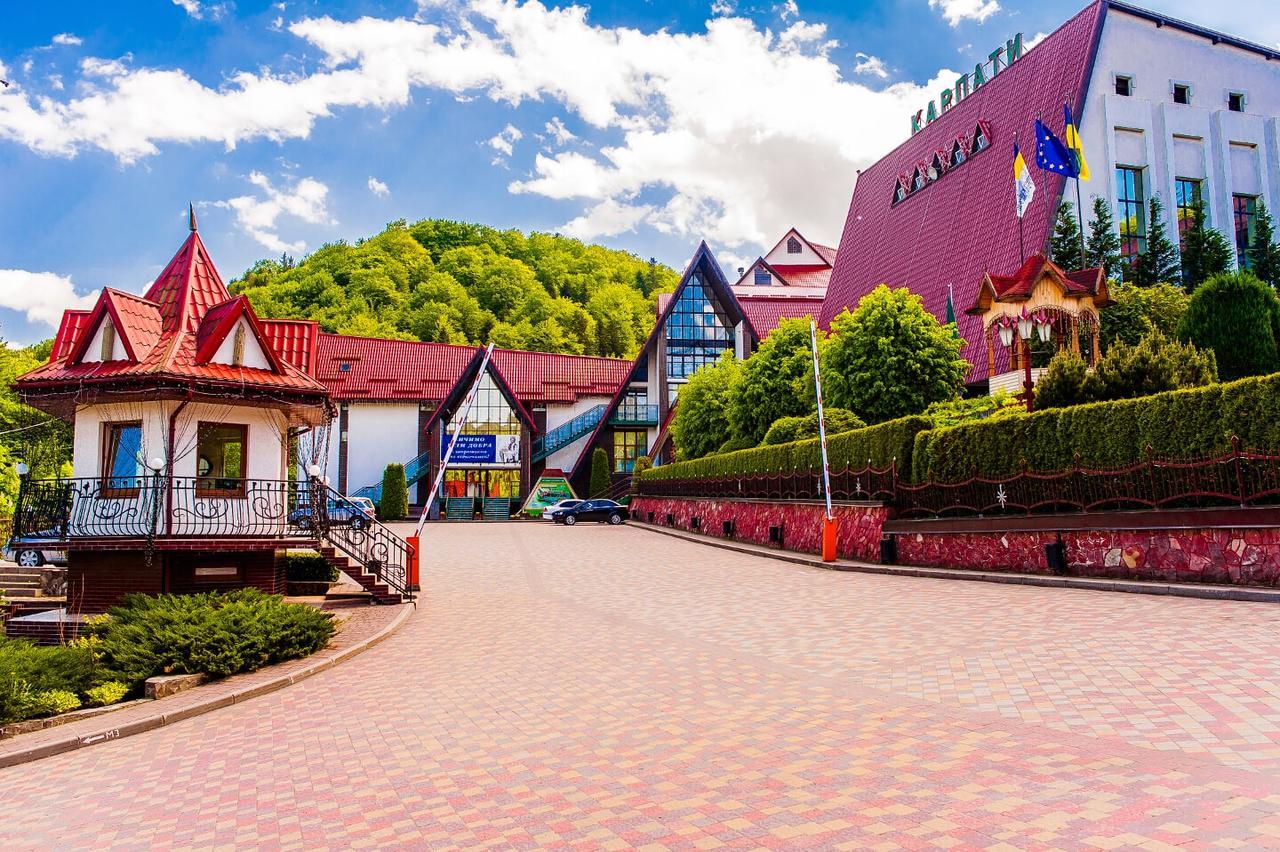 Karpaty Hotel Jaremtsje Buitenkant foto