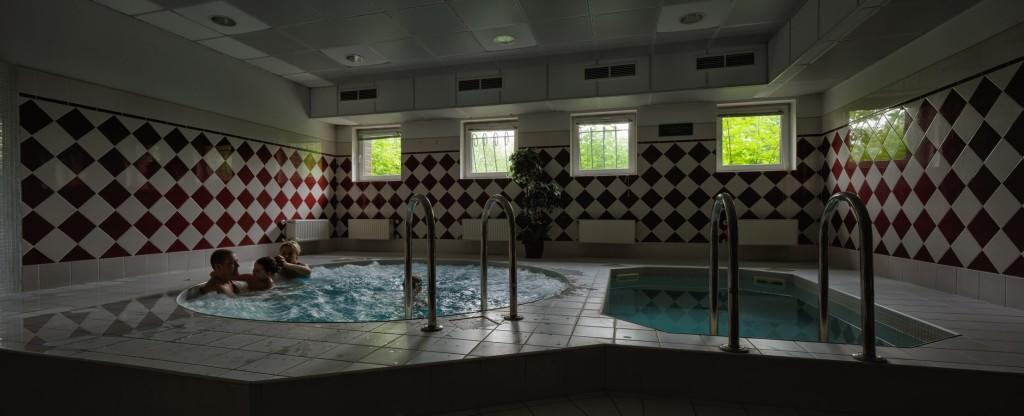 Karpaty Hotel Jaremtsje Buitenkant foto